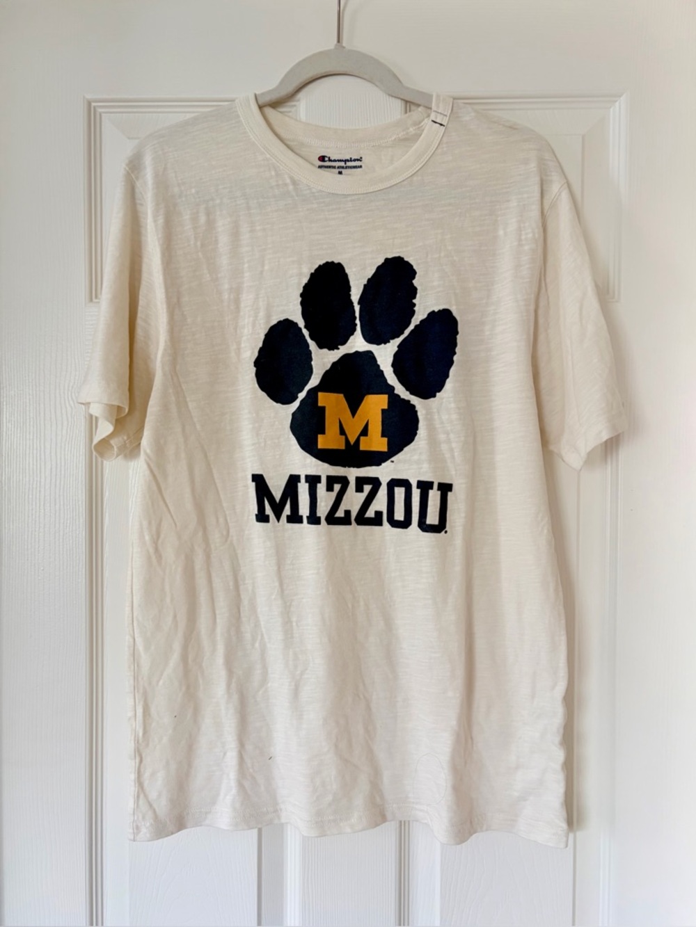 Women’s White Flowy Mizzou Paw Print Tee — Size Medium
